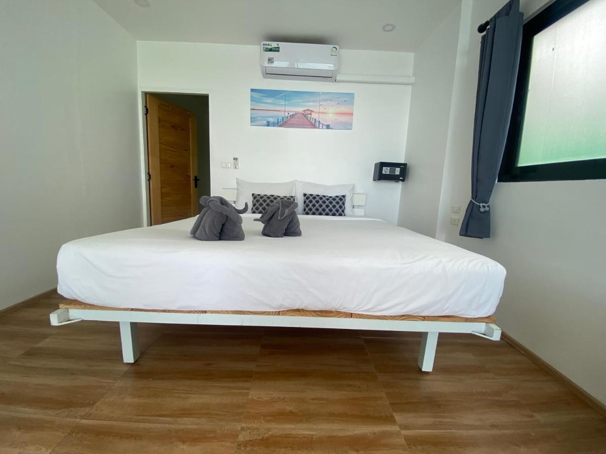 Patong Sunset Villa Phuket Exterior foto